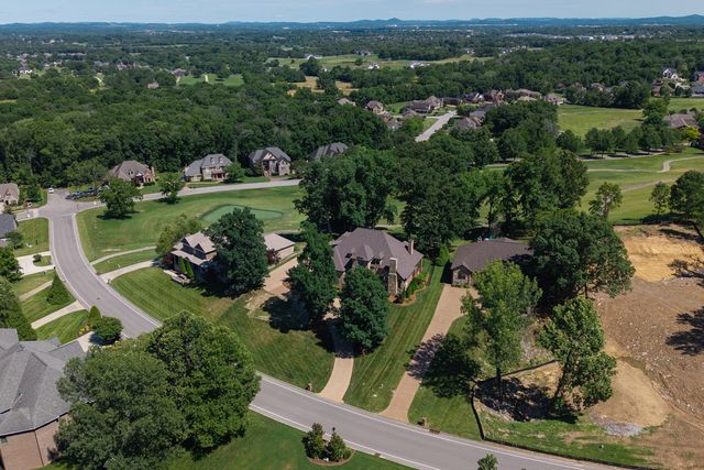 641 Five Oaks Blvd, Lebanon, TN 37087