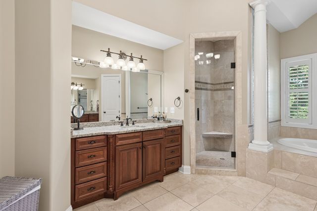 641 Five Oaks Blvd, Lebanon, TN 37087
