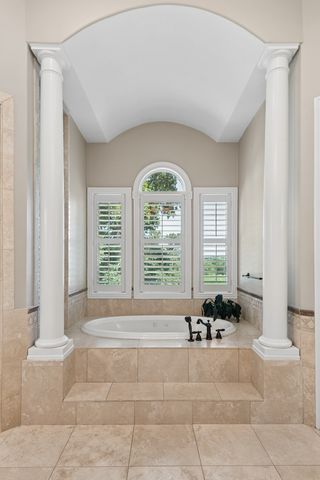 641 Five Oaks Blvd, Lebanon, TN 37087