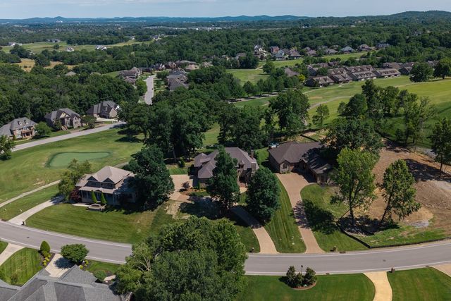 641 Five Oaks Blvd, Lebanon, TN 37087