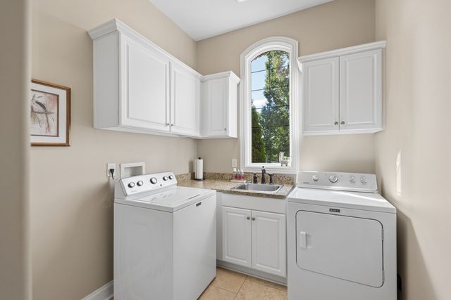 641 Five Oaks Blvd, Lebanon, TN 37087