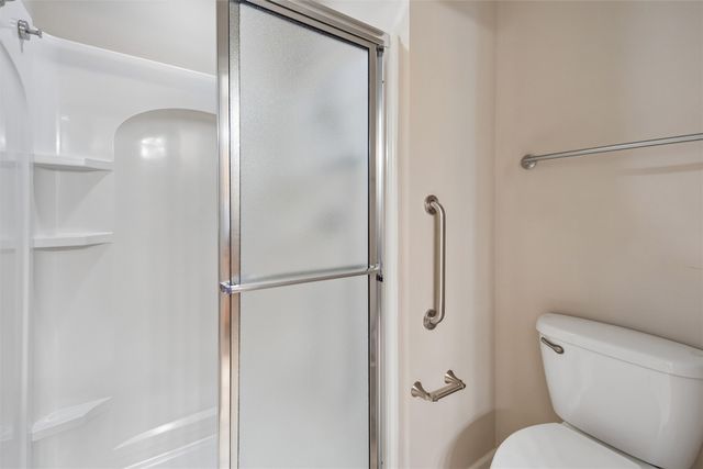 3305 SE Glenstone Drive 203, Grimes, IA 50111