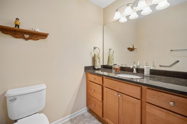 3305 SE Glenstone Drive 203, Grimes, IA 50111