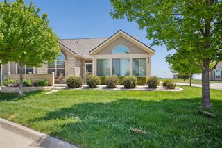 3305 SE Glenstone Drive 203, Grimes, IA 50111