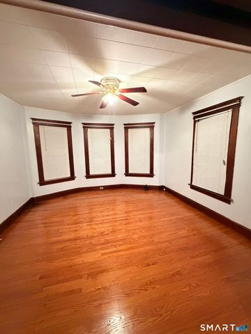 3 Holbrook Street, Ansonia, CT 06401