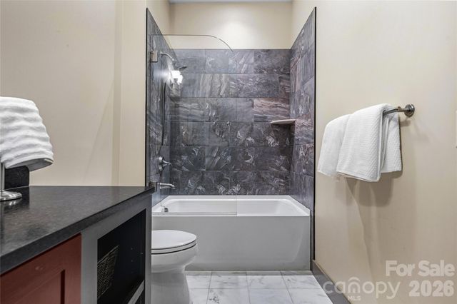 15 E Owl Creek Lane, Fairview, NC 28730