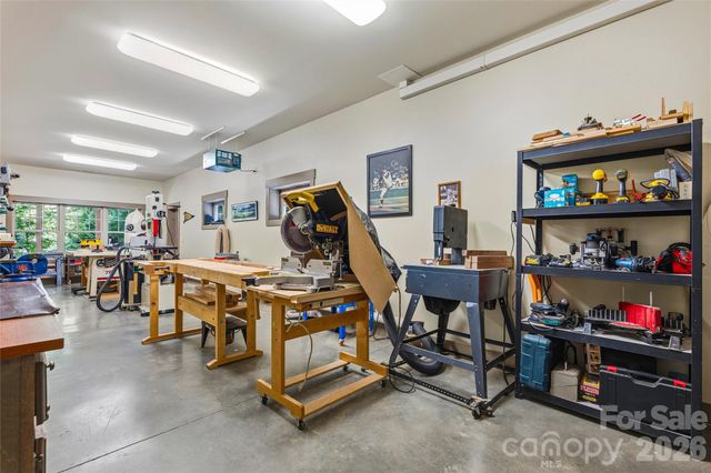 15 E Owl Creek Lane, Fairview, NC 28730