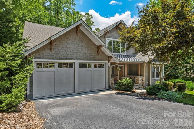 15 E Owl Creek Lane, Fairview, NC 28730