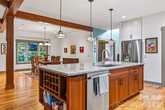 15 E Owl Creek Lane, Fairview, NC 28730
