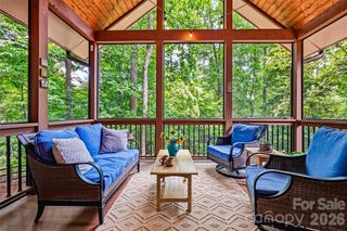 15 E Owl Creek Lane, Fairview, NC 28730
