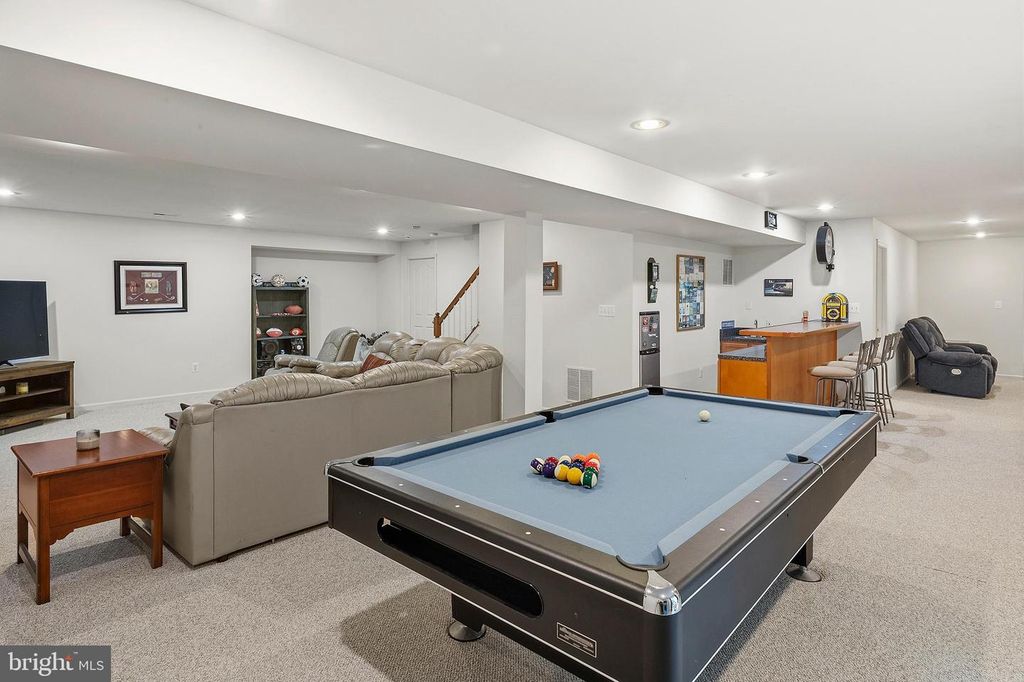 Image 46 of property listing at 18522 RUSHBROOKE DR, Olney, MD 20832