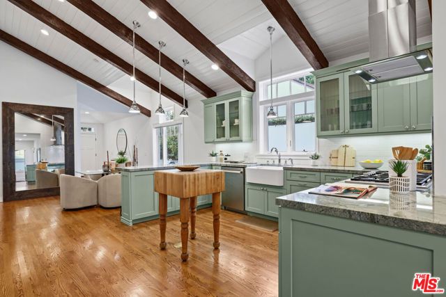 4324 Kraft Avenue, Studio City (los Angeles), CA 91604