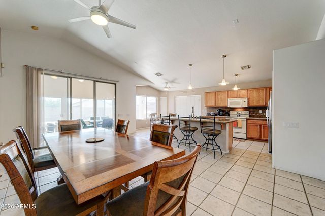 8527 E MILAGRO Avenue, Mesa, AZ 85209