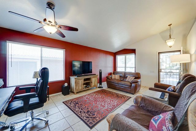 8527 E MILAGRO Avenue, Mesa, AZ 85209