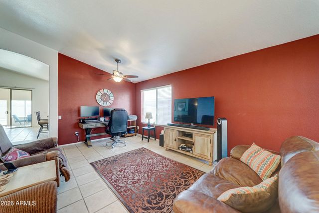 8527 E MILAGRO Avenue, Mesa, AZ 85209