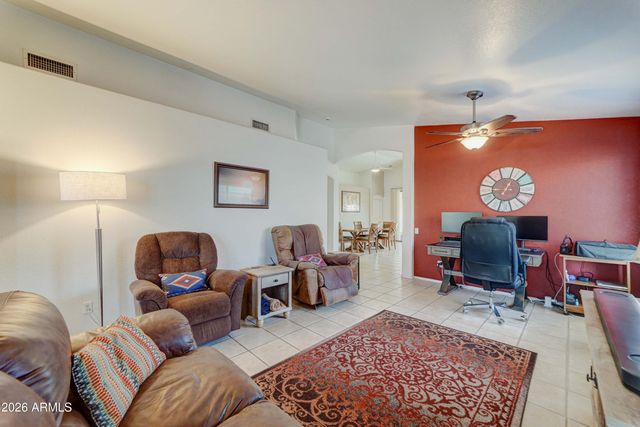 8527 E MILAGRO Avenue, Mesa, AZ 85209