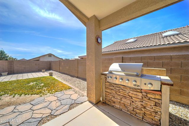 8527 E MILAGRO Avenue, Mesa, AZ 85209