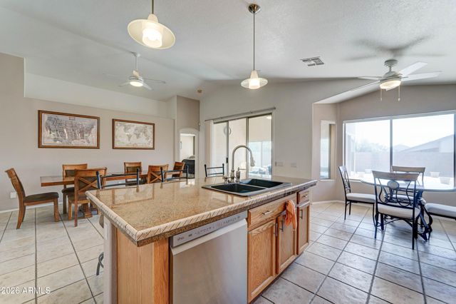 8527 E MILAGRO Avenue, Mesa, AZ 85209