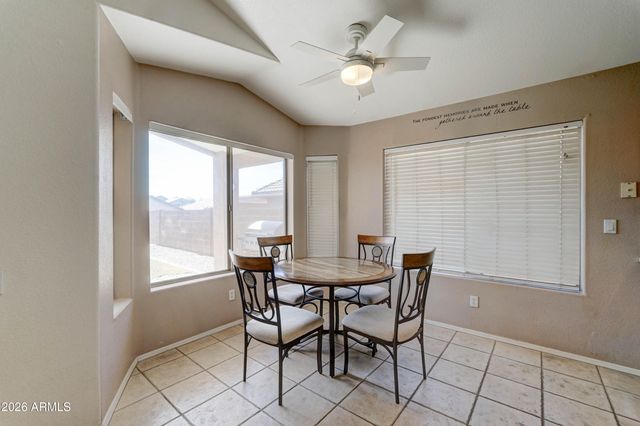 8527 E MILAGRO Avenue, Mesa, AZ 85209