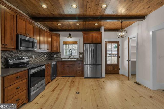 224 River Rock Drive, Dahlonega, GA 30533