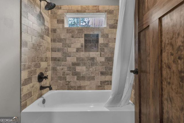 224 River Rock Drive, Dahlonega, GA 30533