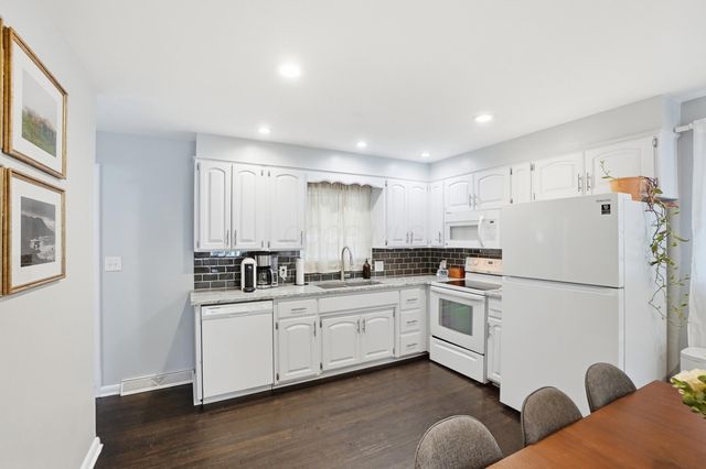 2691 Kenny Lane, Grove City, OH 43123
