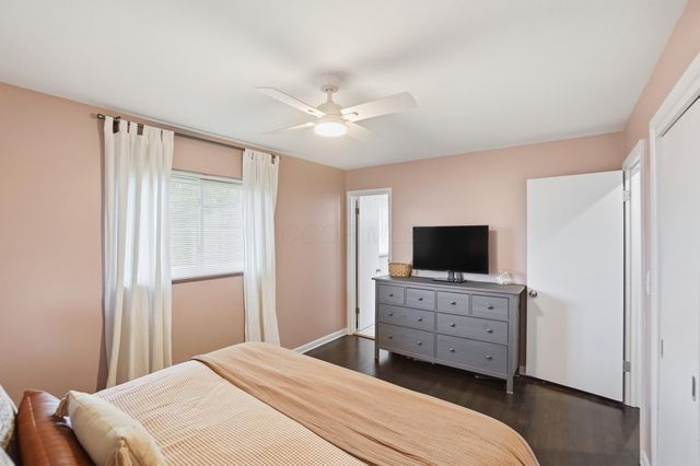 2691 Kenny Lane, Grove City, OH 43123