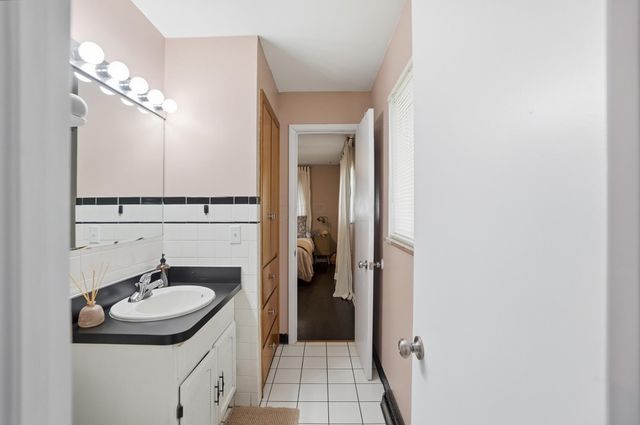 2691 Kenny Lane, Grove City, OH 43123