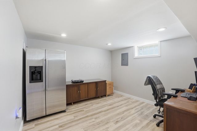 2691 Kenny Lane, Grove City, OH 43123