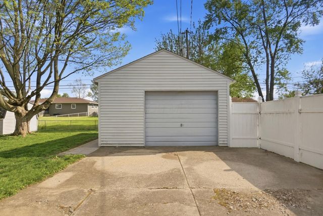 2691 Kenny Lane, Grove City, OH 43123