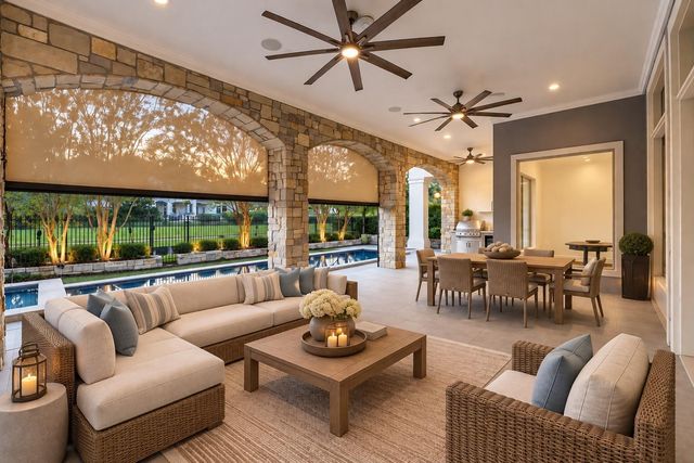 27 Johnathan Landing Court, The Woodlands, TX 77389