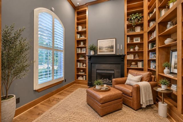 27 Johnathan Landing Court, The Woodlands, TX 77389