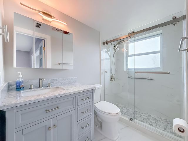1951 NE 39TH Street 340, Lighthouse Point, FL 33064