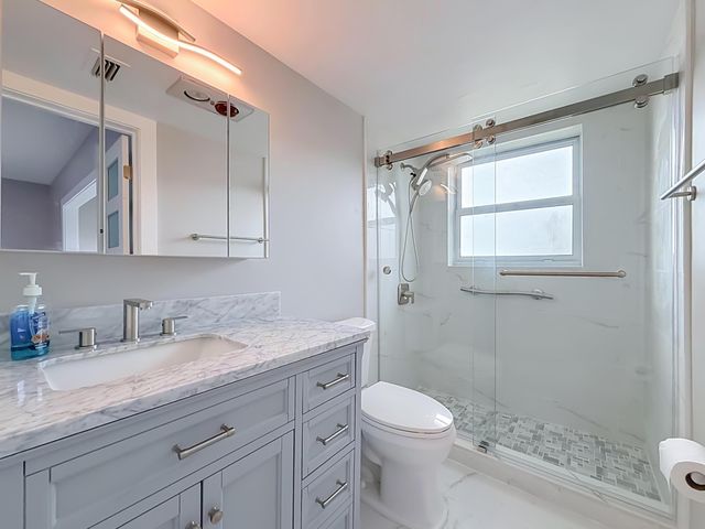 1951 NE 39TH Street 340, Lighthouse Point, FL 33064