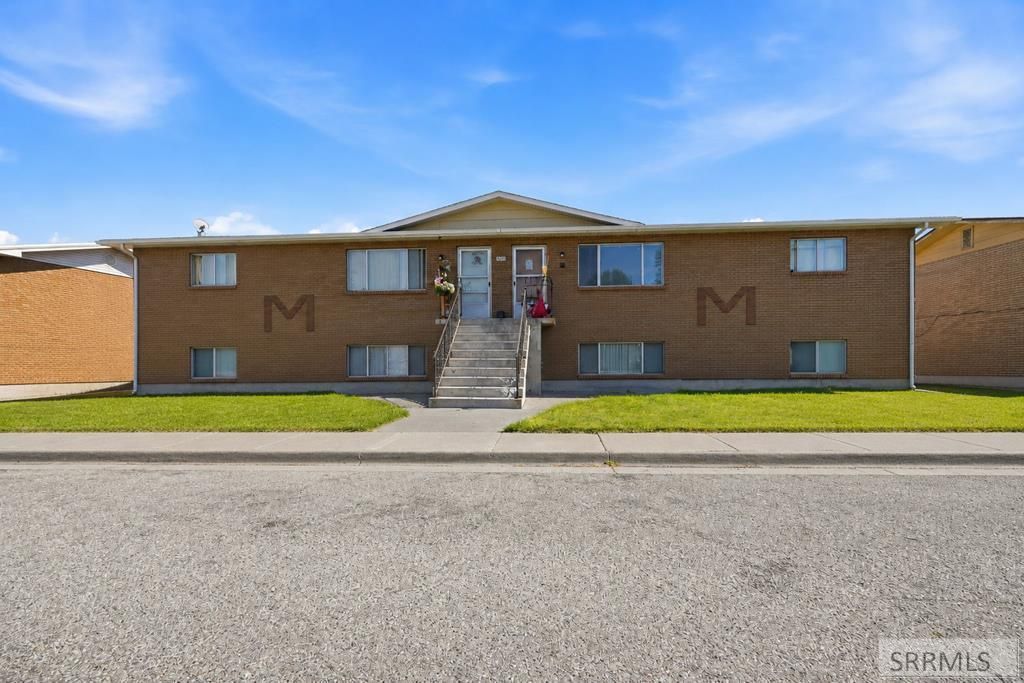 Image 13 of property listing at 1975 Storer Street, Idaho Falls, ID 83202
