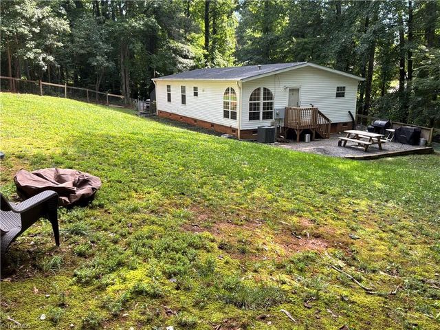 5164 Yukon Road, Walkertown, NC 27051