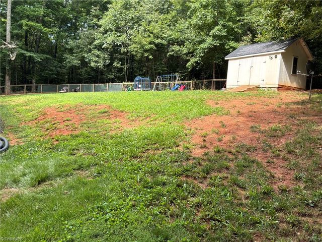 5164 Yukon Road, Walkertown, NC 27051