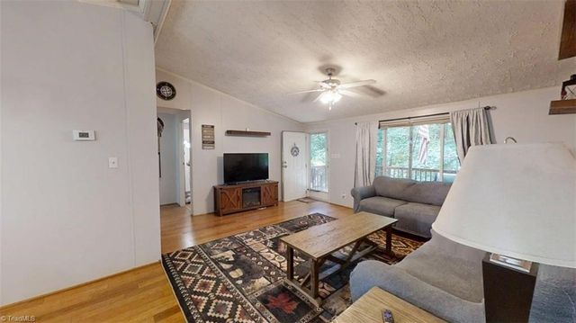 5164 Yukon Road, Walkertown, NC 27051