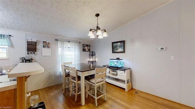 5164 Yukon Road, Walkertown, NC 27051