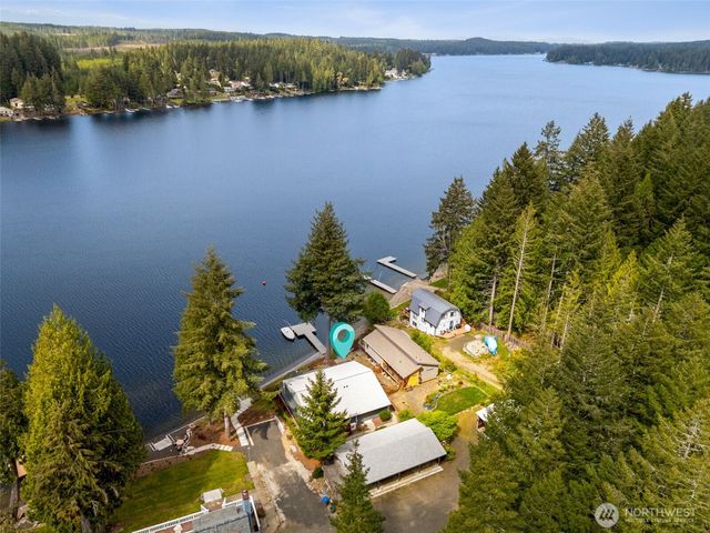 1210 E Mason Lake Drive S, Grapeview, WA 98546