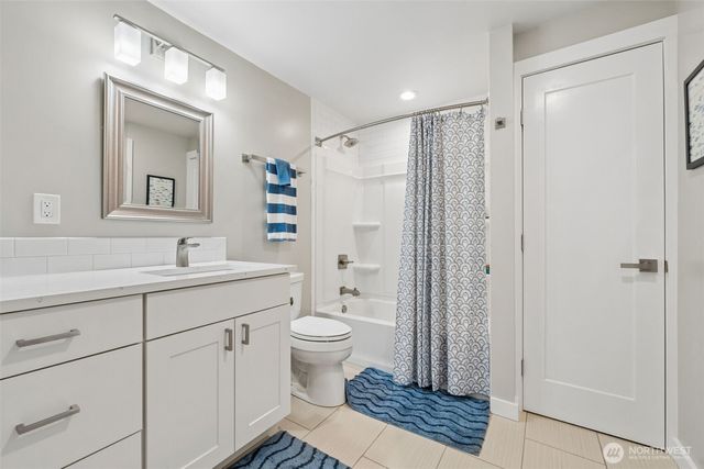 1210 E Mason Lake Drive S, Grapeview, WA 98546