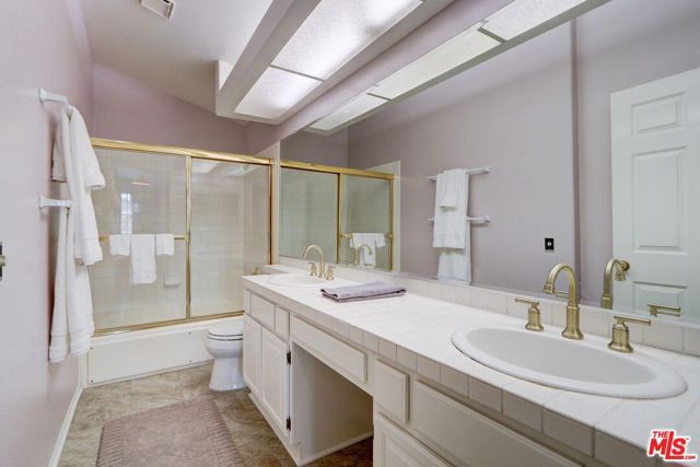 22365 Golden Canyon Circle, Chatsworth (los Angeles), CA 91311