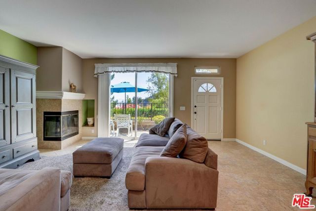 22365 Golden Canyon Circle, Chatsworth (los Angeles), CA 91311