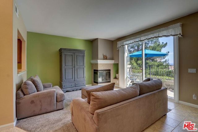 22365 Golden Canyon Circle, Chatsworth (los Angeles), CA 91311