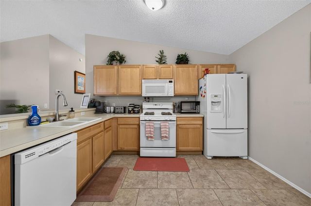 8242 SE 169TH PALOWNIA LOOP, The Villages, FL 32162