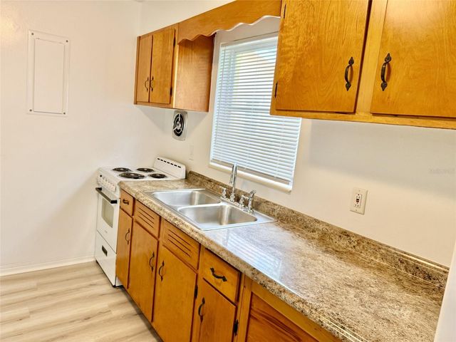 1135 HIGHLAND STREET N 3, St Petersburg, FL 33701