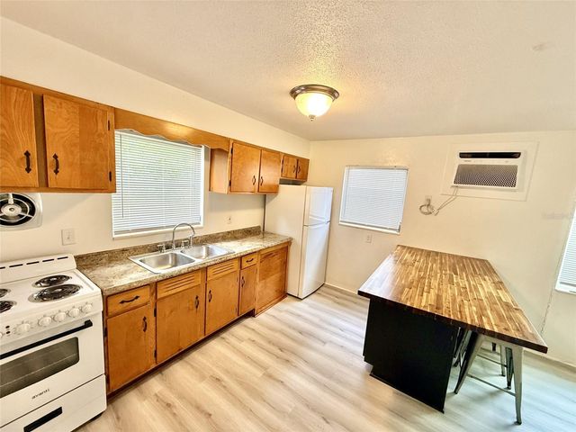1135 HIGHLAND STREET N 3, St Petersburg, FL 33701