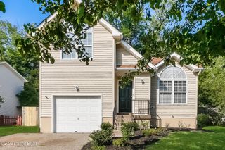 4218 Willowview Blvd, Louisville, KY 40299