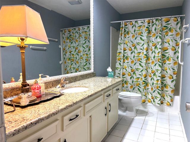 3118 Shawnee Drive, Sugar Land, TX 77479