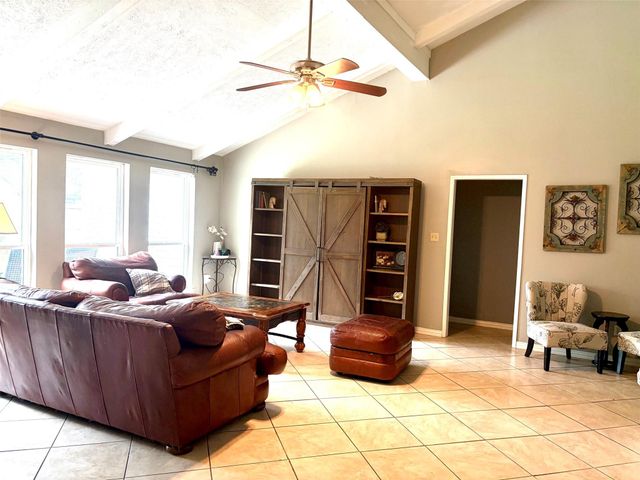 3118 Shawnee Drive, Sugar Land, TX 77479